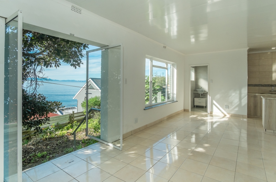 5 Bedroom Property for Sale in Murdock Valley Western Cape